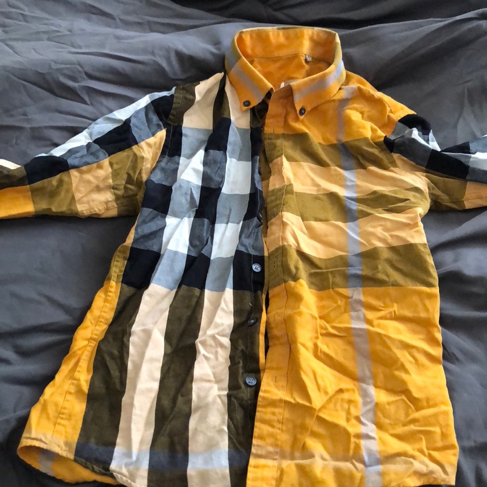 🌟 Men’s Burberry shirt ⭐️